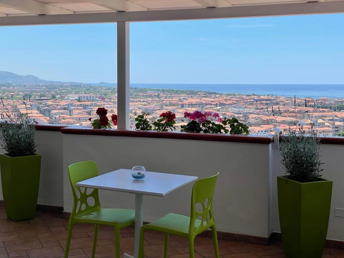 Il Belvedere Guest House Scalea Exterior photo